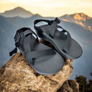 CHACO MEN'S ZCLOUD SANDAL ADJUSTABLE STRAPS Solid Black SIZE 10 Comfort Hiking